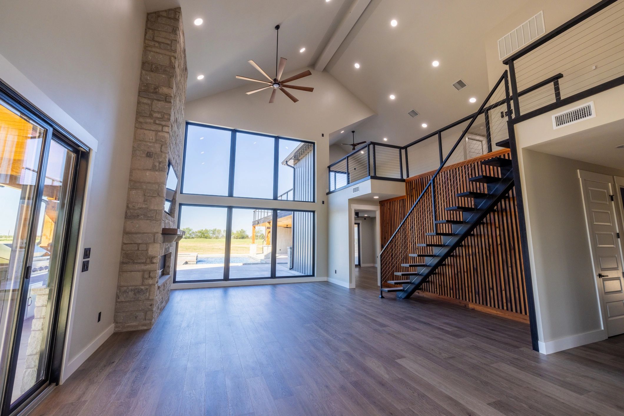 Construction industry photography from the existing Imperial website